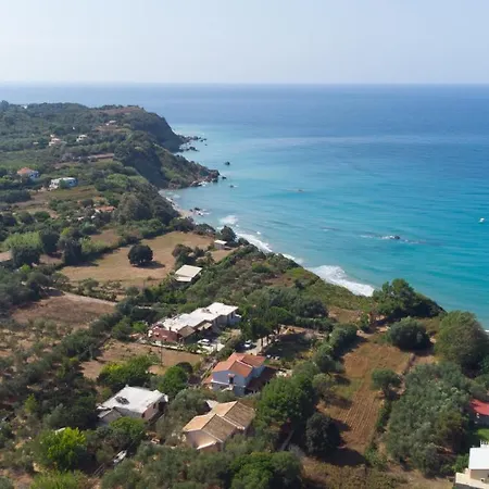 Апартаменты Tetraktys Estate At The Beach Halikounas